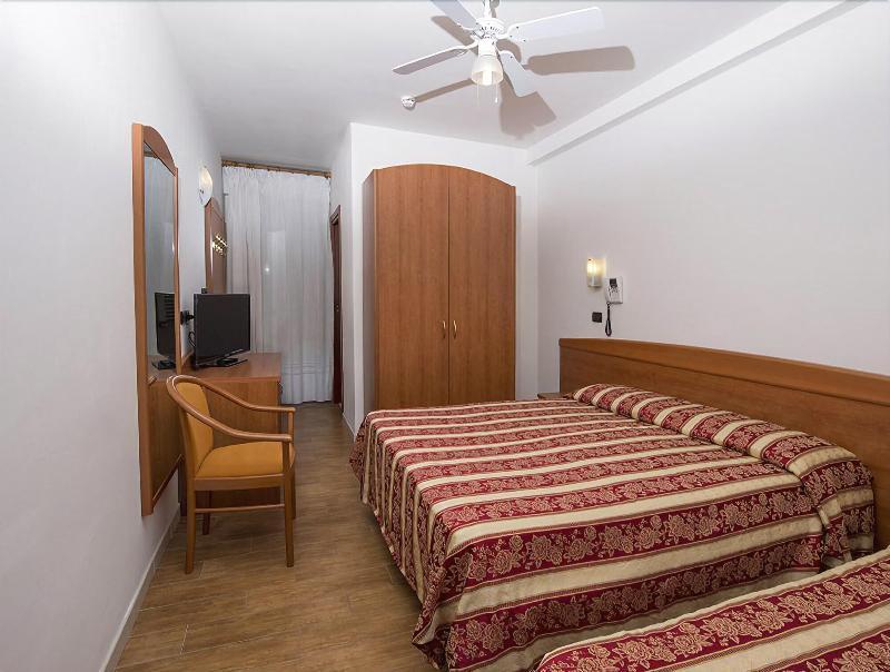 Hotel Villa Linda - Family Hotel - Nuova Costruzione Antisismica Riccione Dış mekan fotoğraf