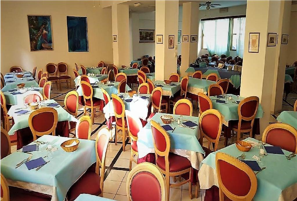 Hotel Villa Linda - Family Hotel - Nuova Costruzione Antisismica Riccione Dış mekan fotoğraf