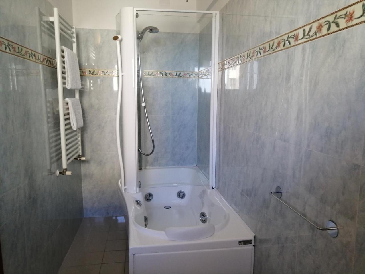 Hotel Villa Linda - Family Hotel - Nuova Costruzione Antisismica Riccione Dış mekan fotoğraf